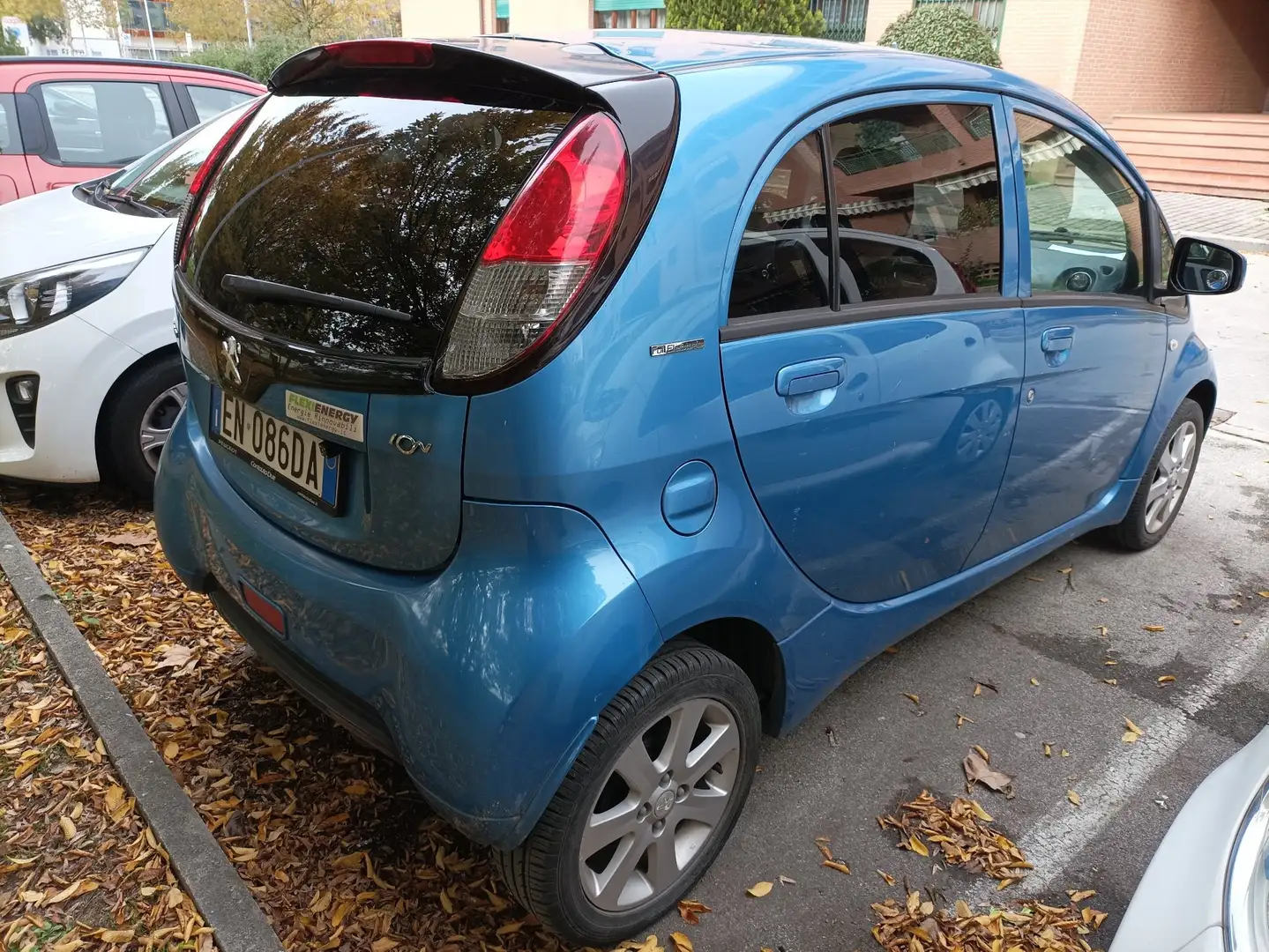Peugeot iOn Active 49kW full electric Blue - 2