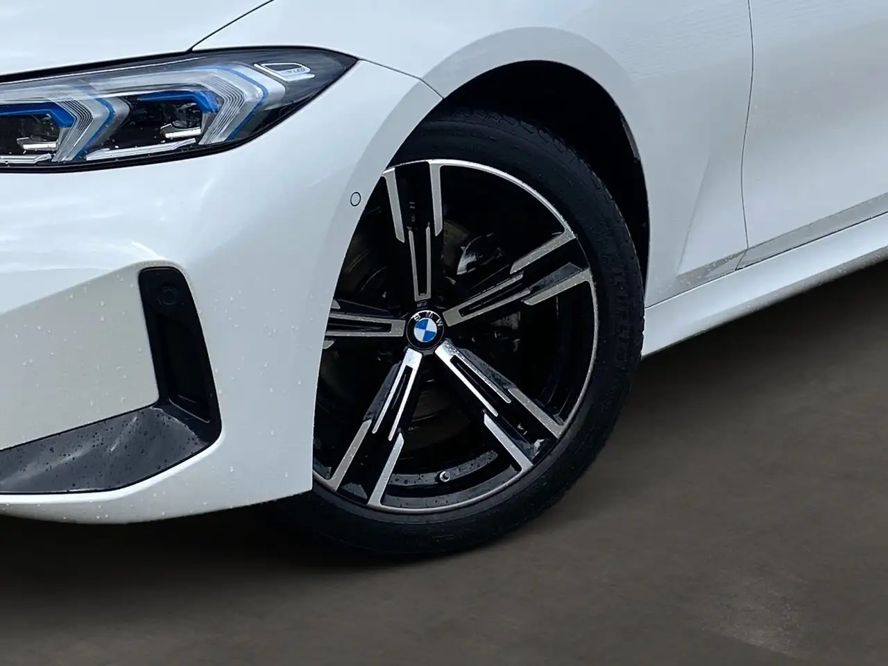 BMW 320 i Touring M Sport, ab 249,- € mtl.Rate 6