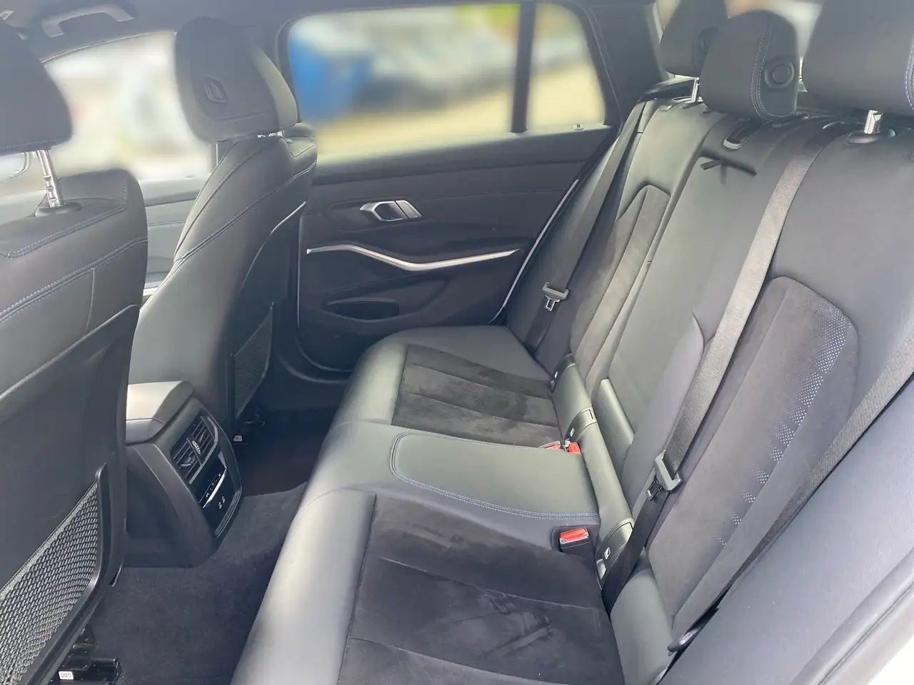 BMW 320 i Touring M Sport, ab 249,- € mtl.Rate 11