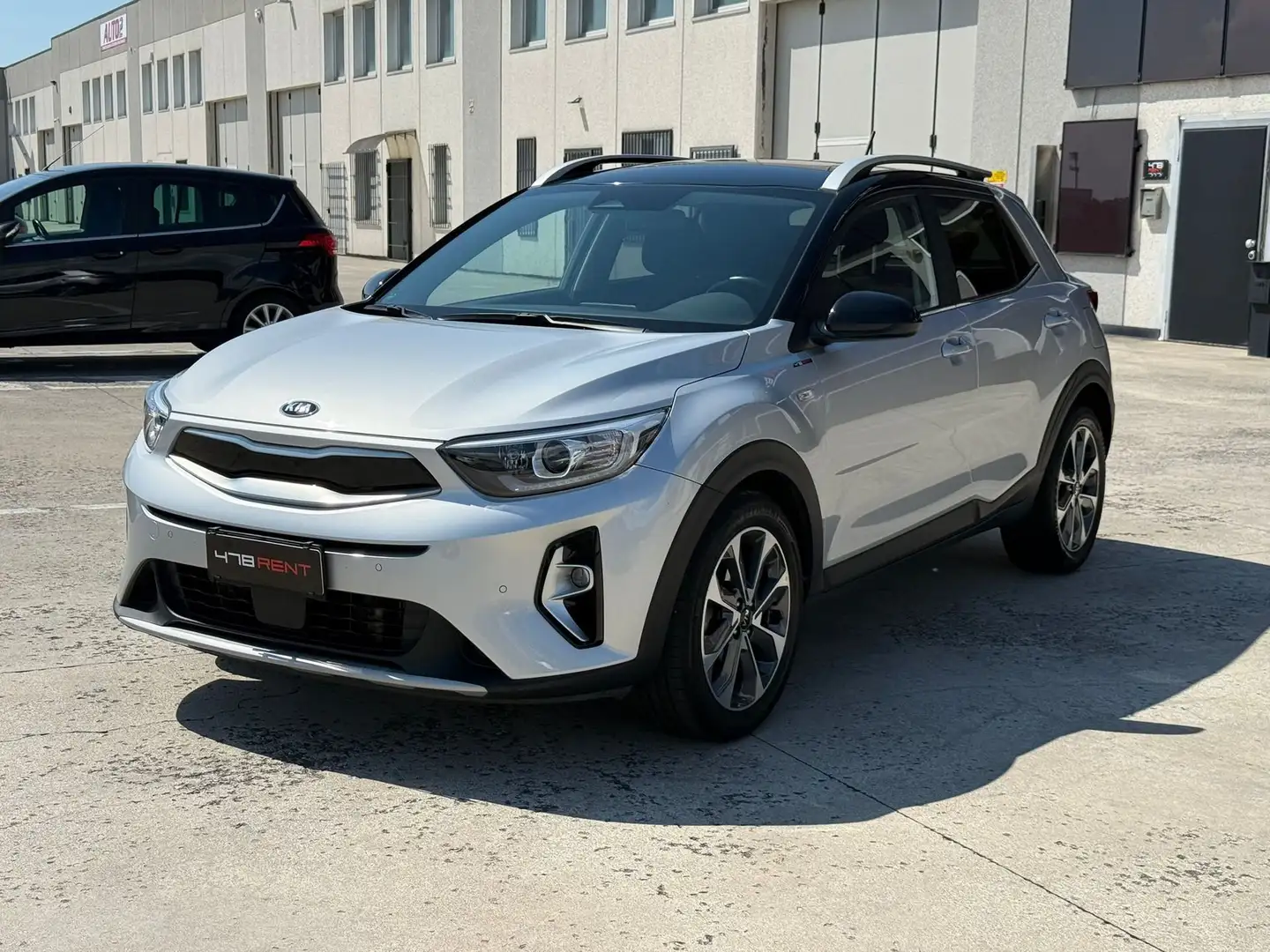 Kia Stonic Stonic 1.0 T-GDi 100 CV MHEV iMT Style Argento - 1