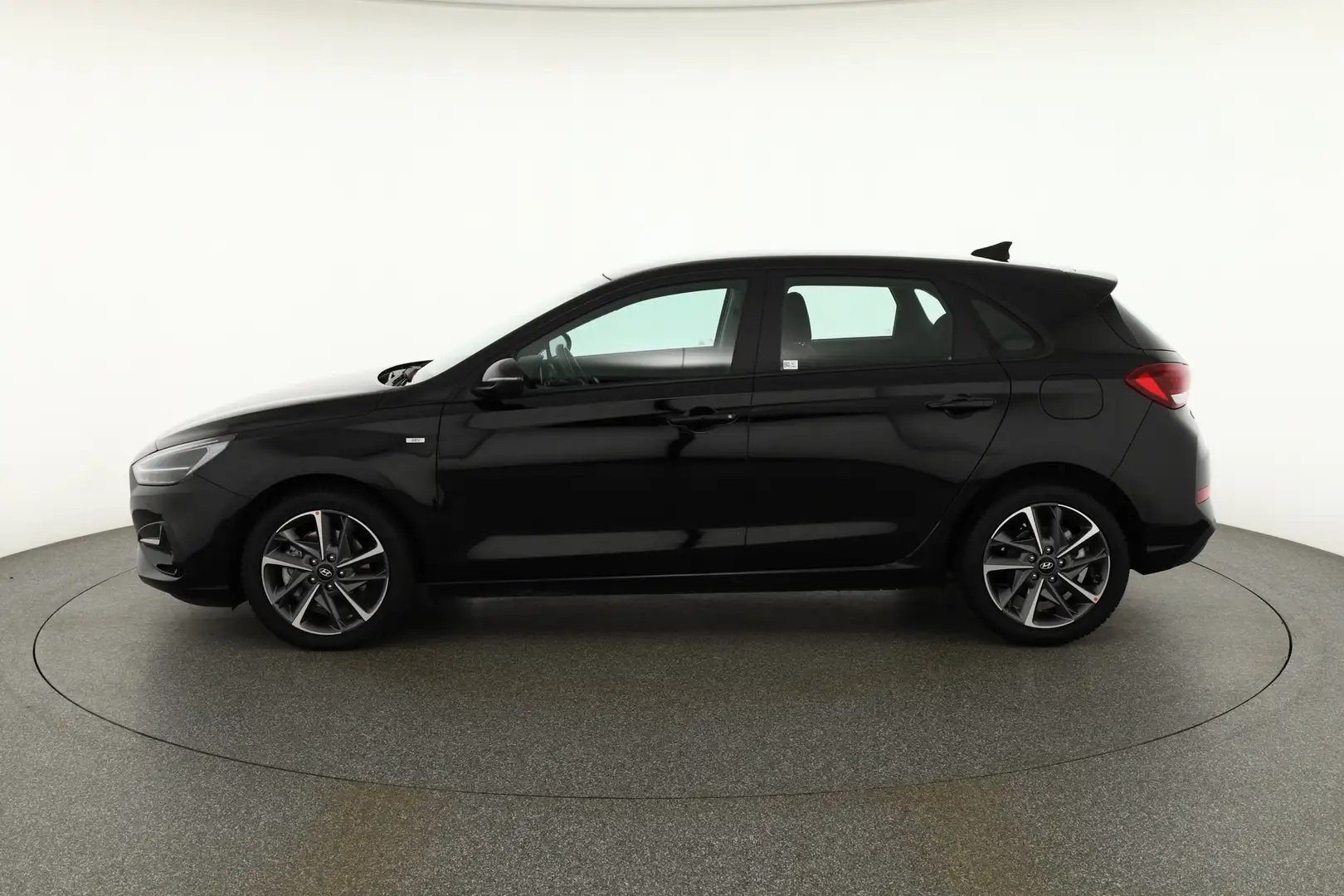 Hyundai i30 1.0 T-GDI DCT Trend LED Navi Sitzheizung Kamer Noir - 2