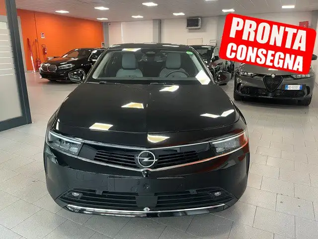 Opel Astra 1.2 Turbo 130cv Elegance