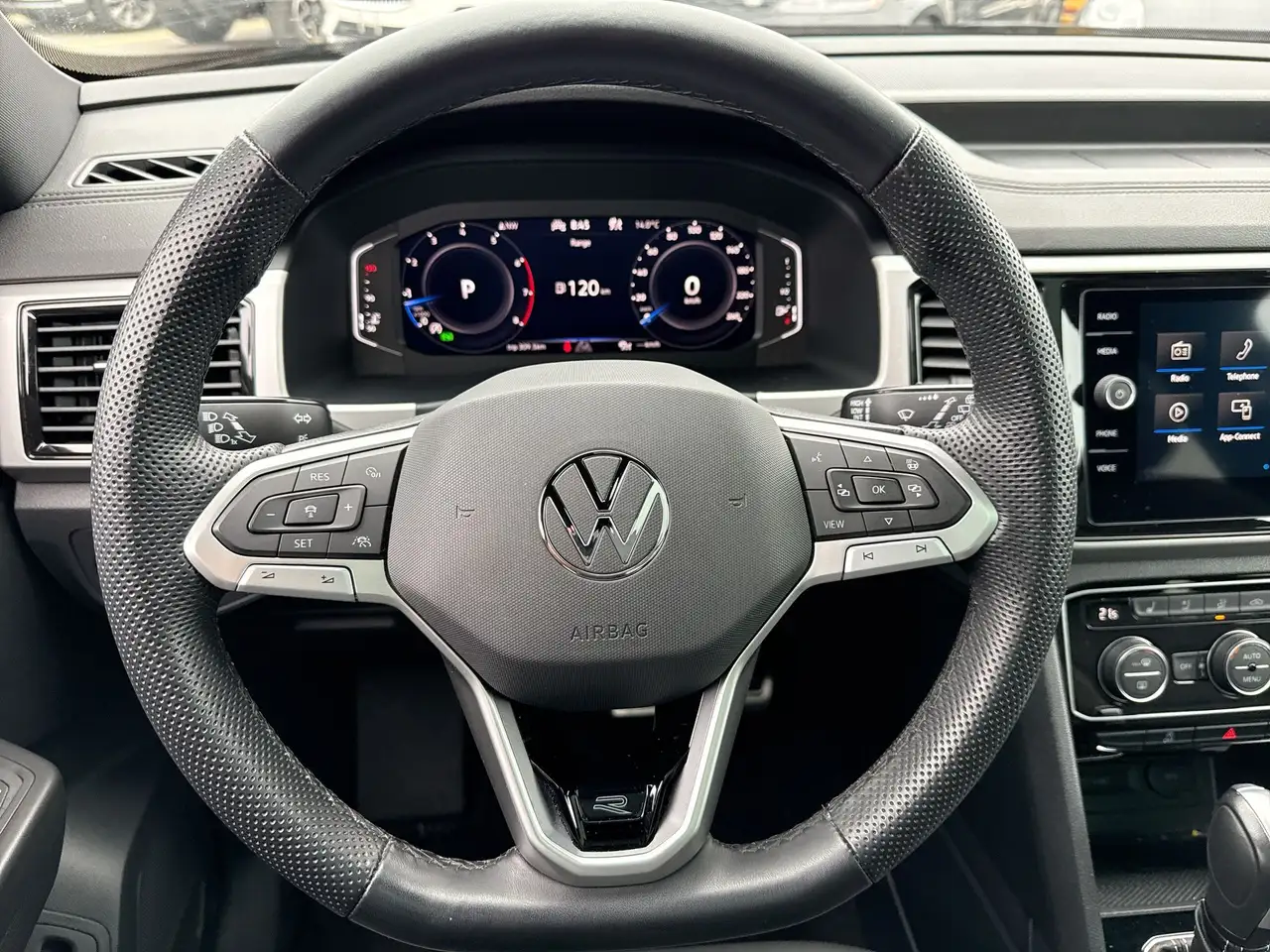 Volkswagen Atlas снимка Volkswagen Atlas