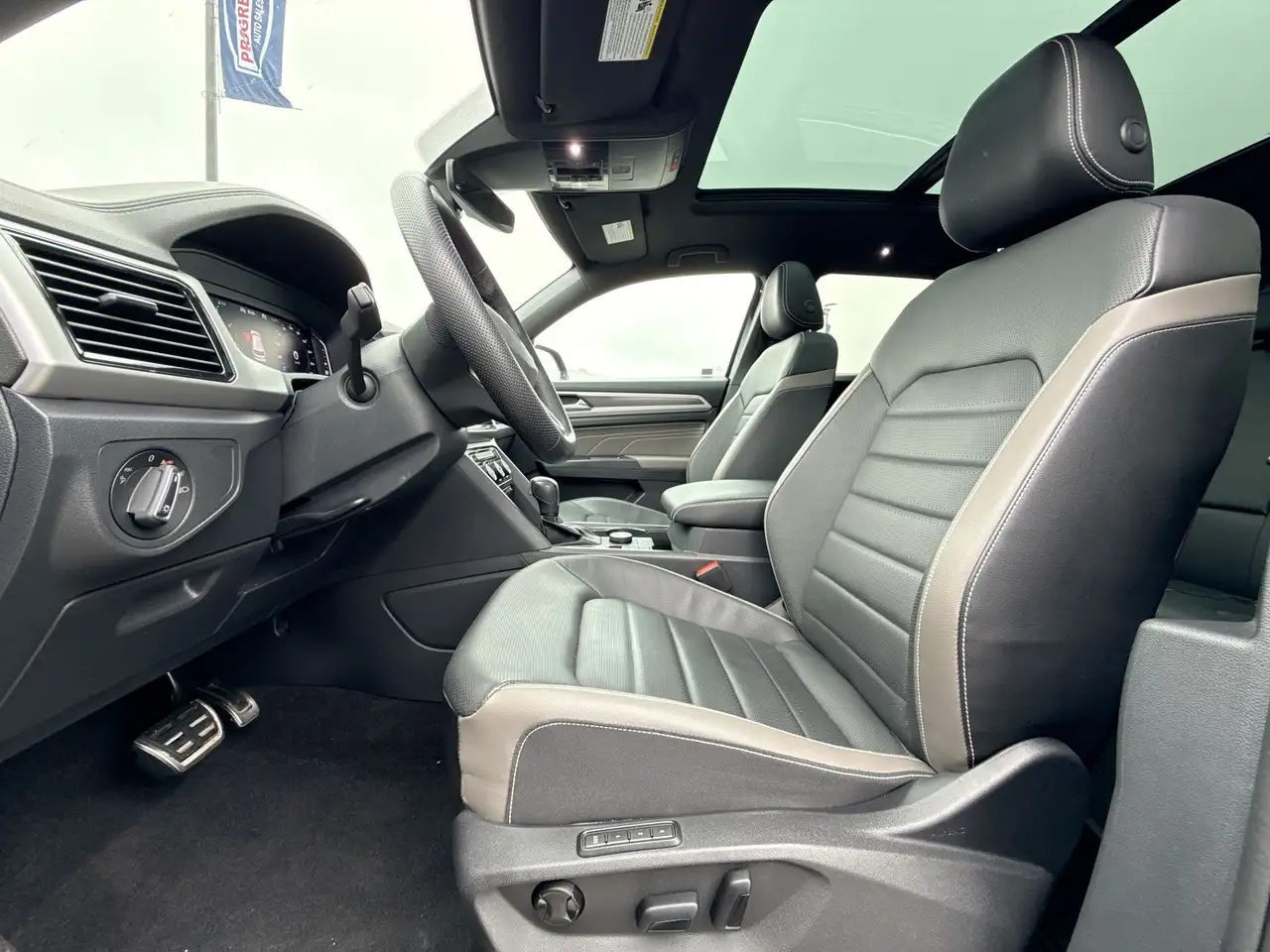 Volkswagen Atlas снимка Volkswagen Atlas