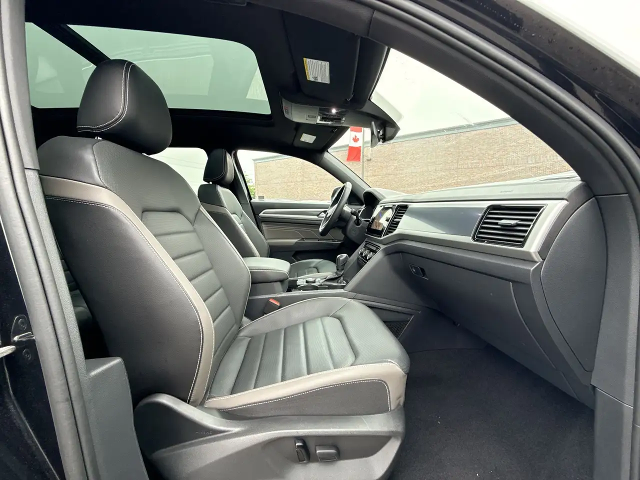 Volkswagen Atlas снимка Volkswagen Atlas