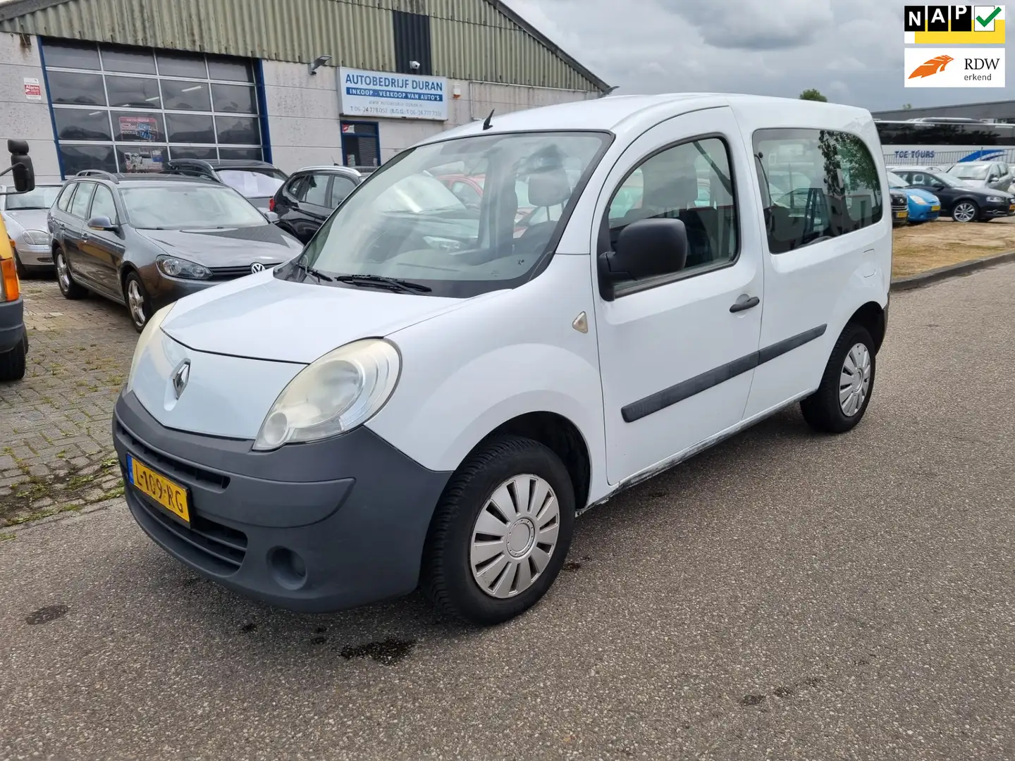 Renault Kangoo Family 1.6 Expression Bj:2010 Blanco - 1