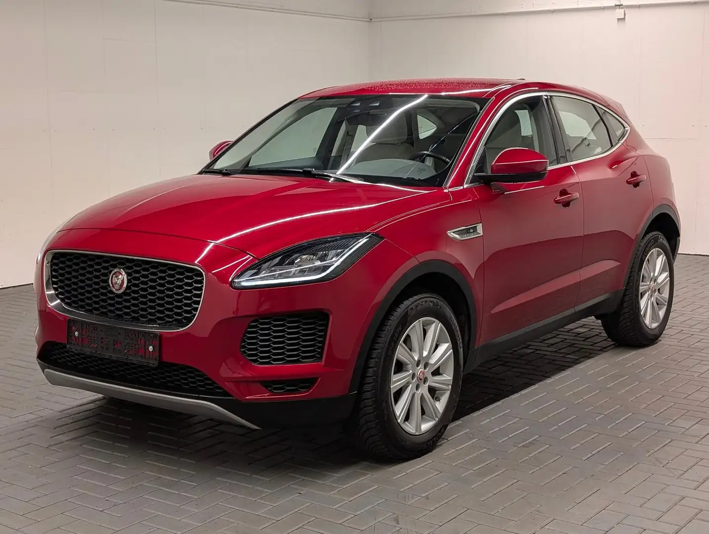 Jaguar E-Pace S AWD LED/Navi/Meridian/SHZ/Kam/el.Heck/1 Rot - 1