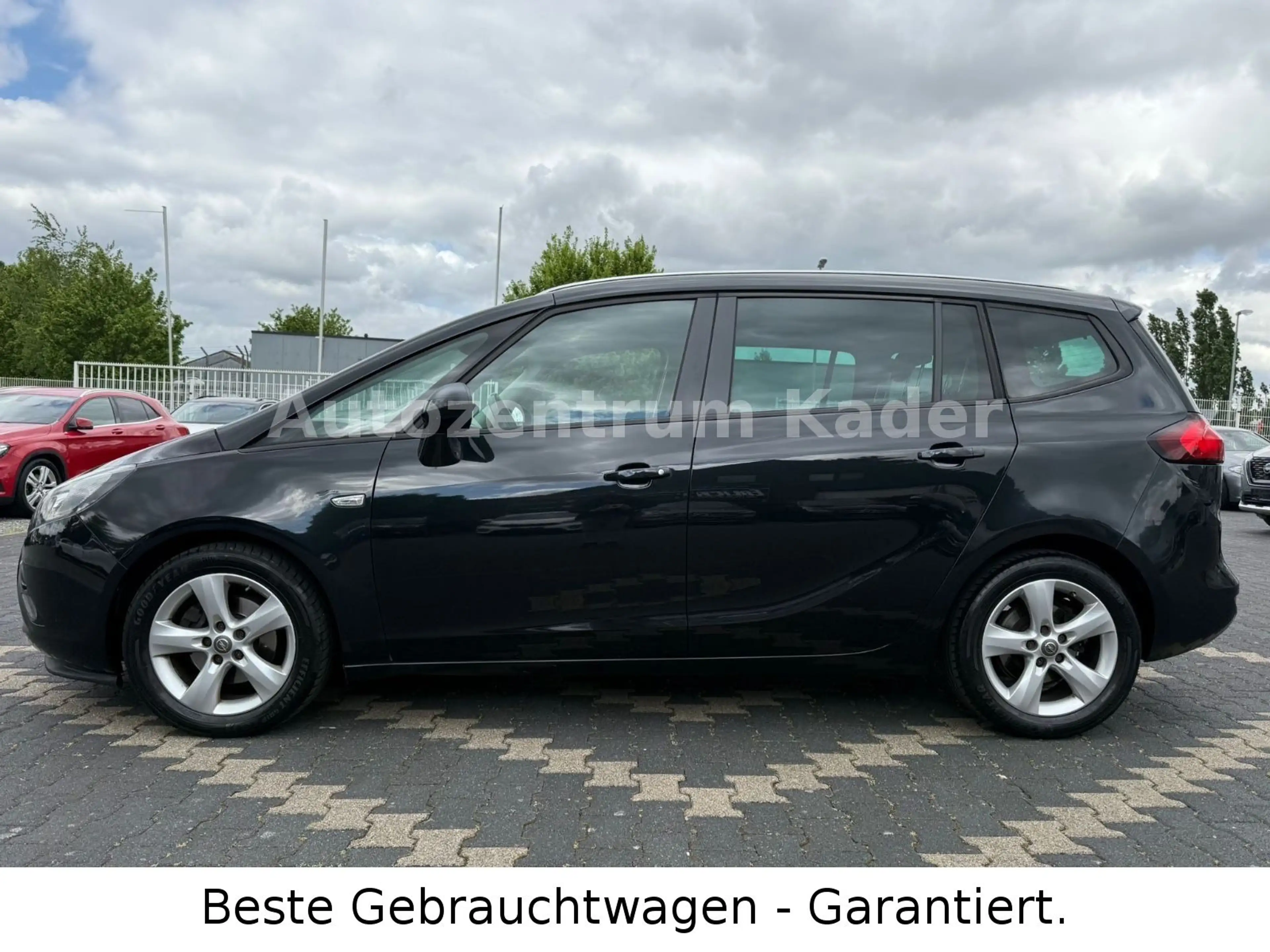 Opel Zafira C Tourer Style*7Sitzer*R-Kamera*AHK*Tempo — photo 4