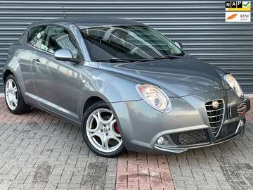 1.4 T Distinctive Cruise | Pdc | Climate Control |