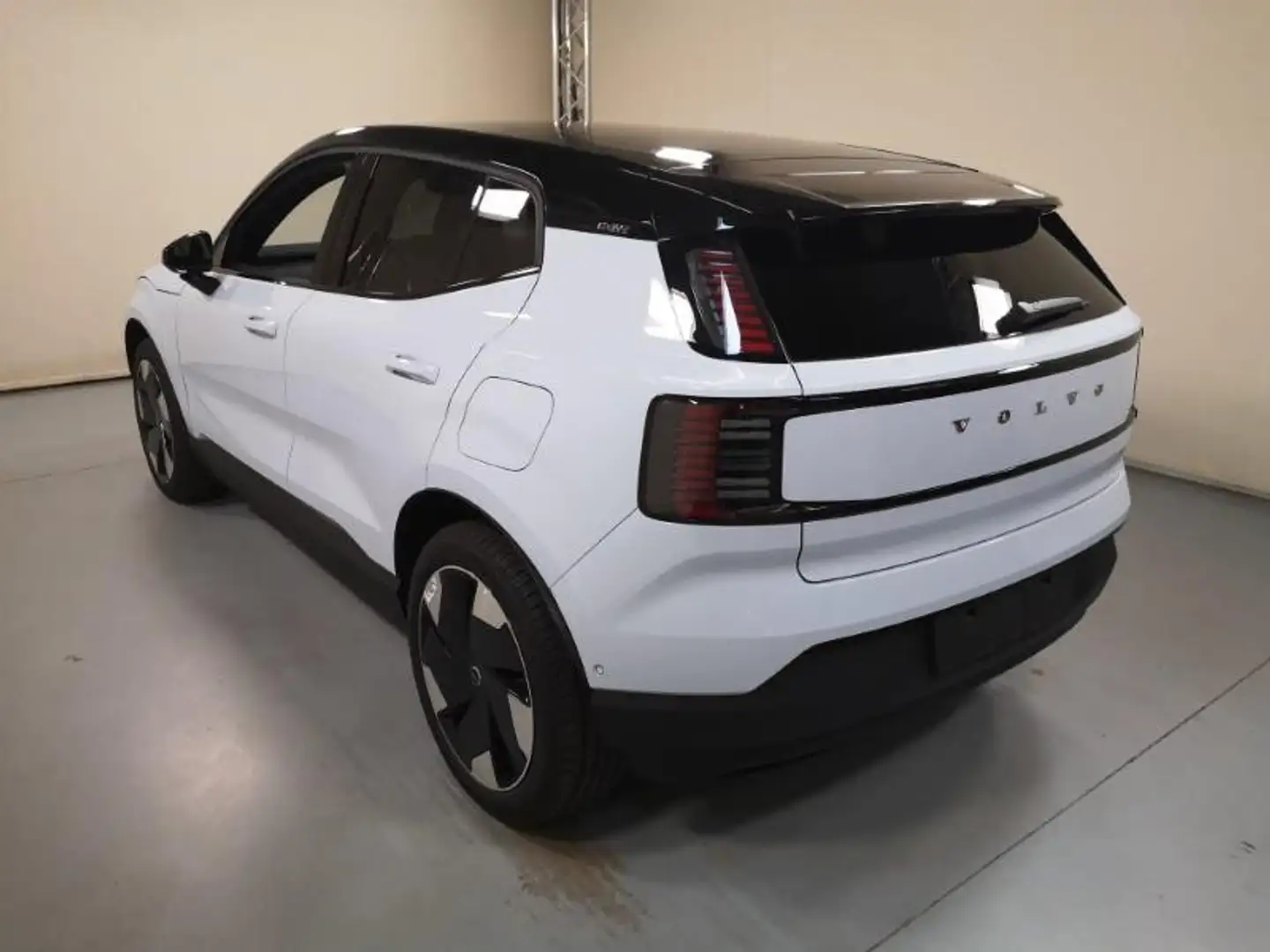 Volvo EX30 Ultra 2WD Pure Electric Blau - 2