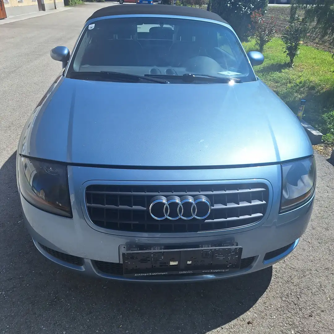 Audi TT hellblau Bleu - 2