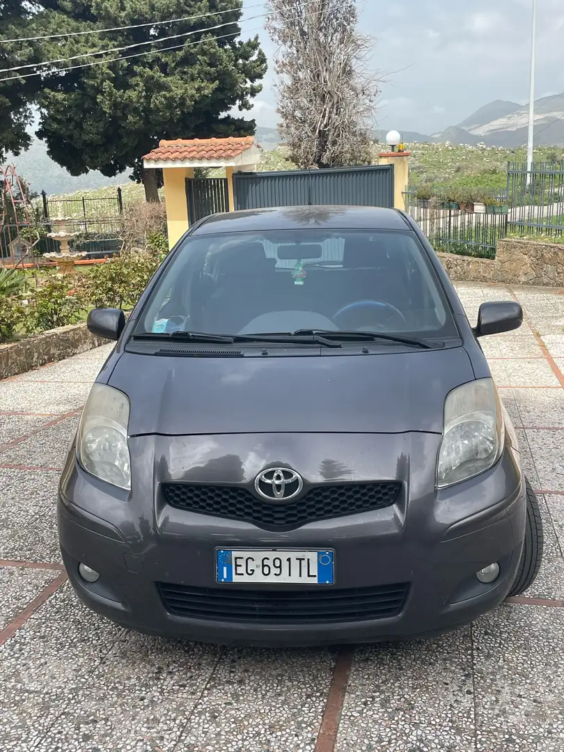 Toyota Yaris 5p 1.4 d-4d Now c/vsc+trc - 1