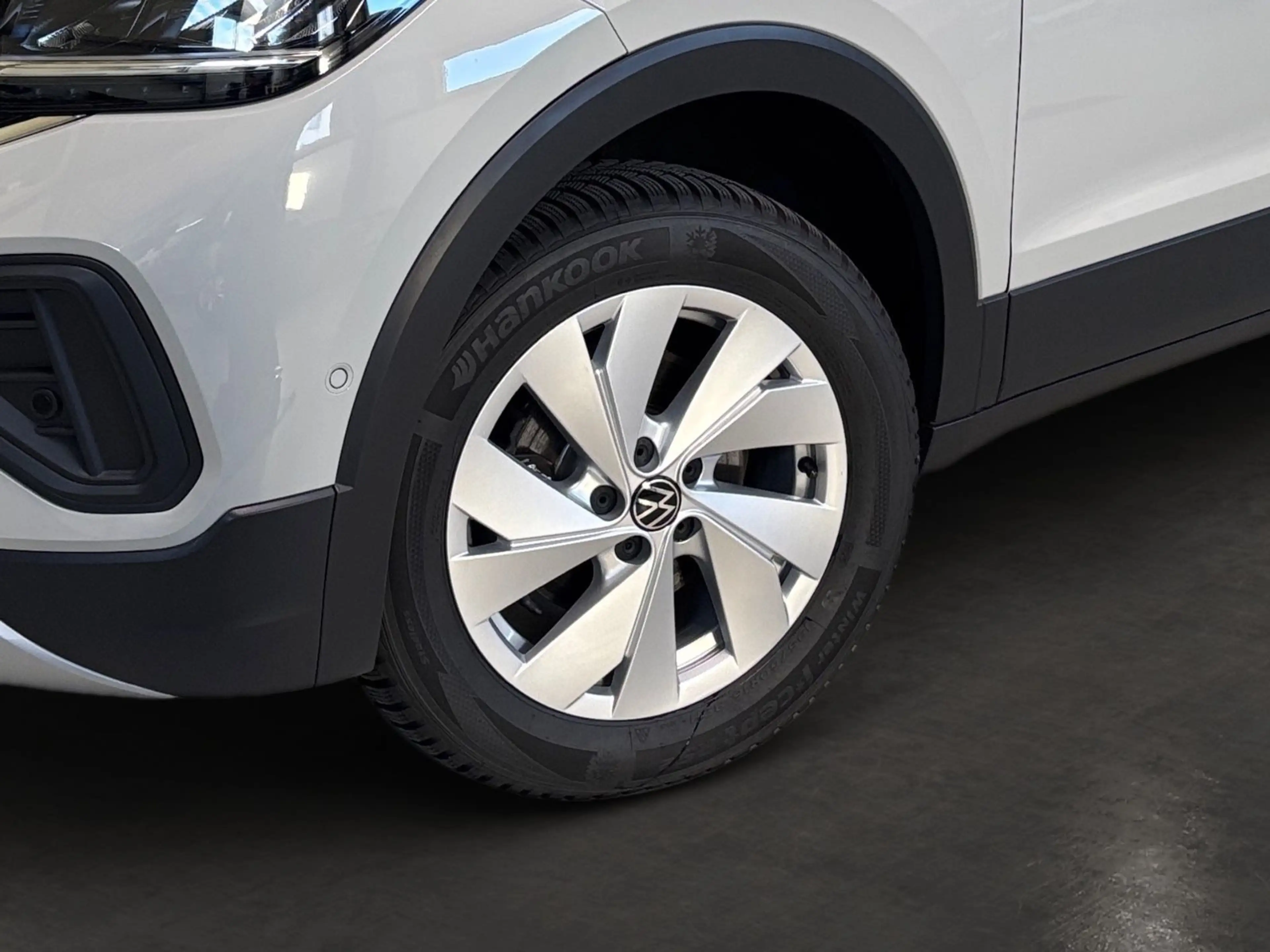 Volkswagen T-Cross 1.0 TSI Goal -- AHK/ Rückfahrkamera — photo 9