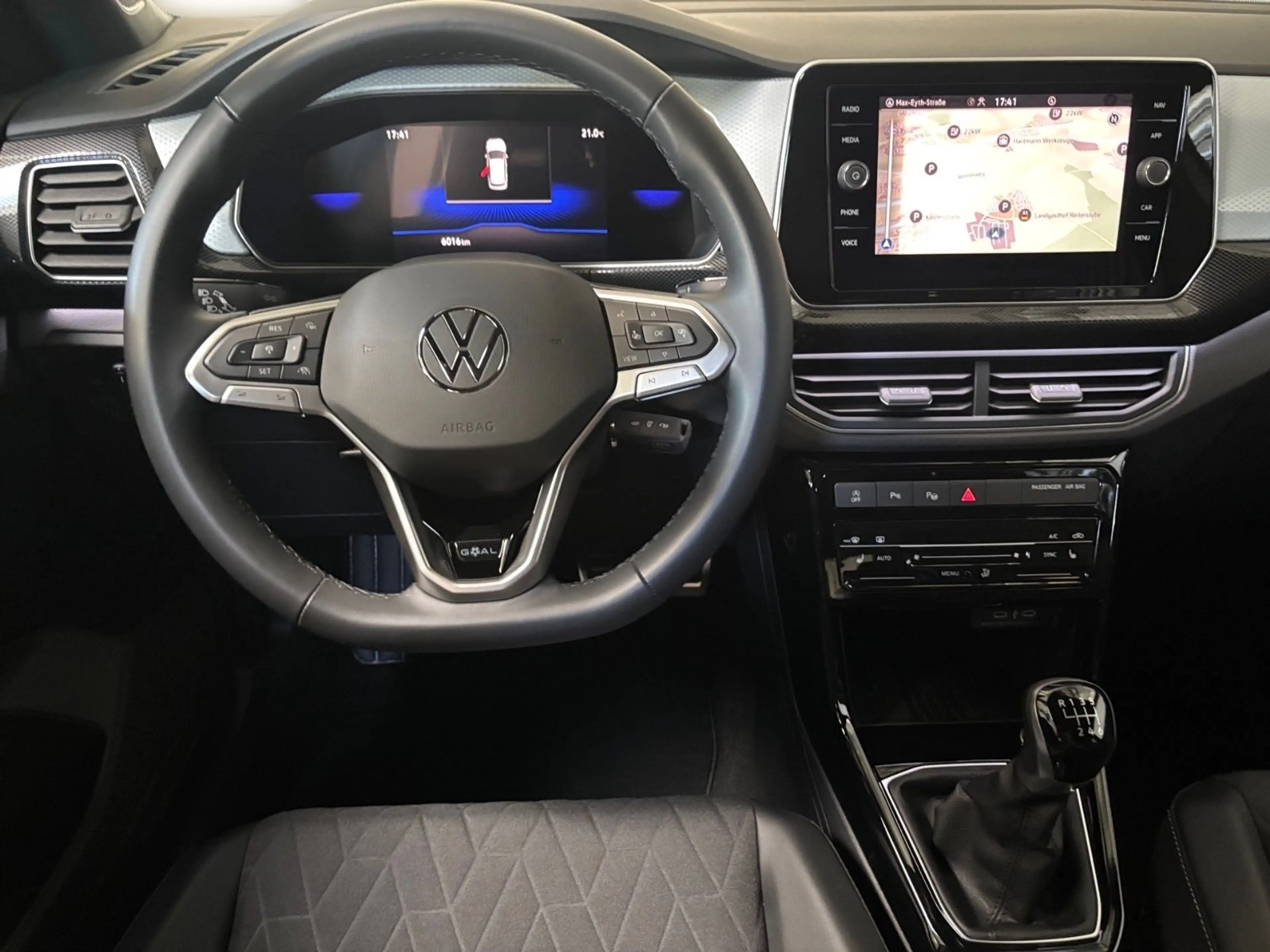 Volkswagen T-Cross 1.0 TSI Goal -- AHK/ Rückfahrkamera — photo 15