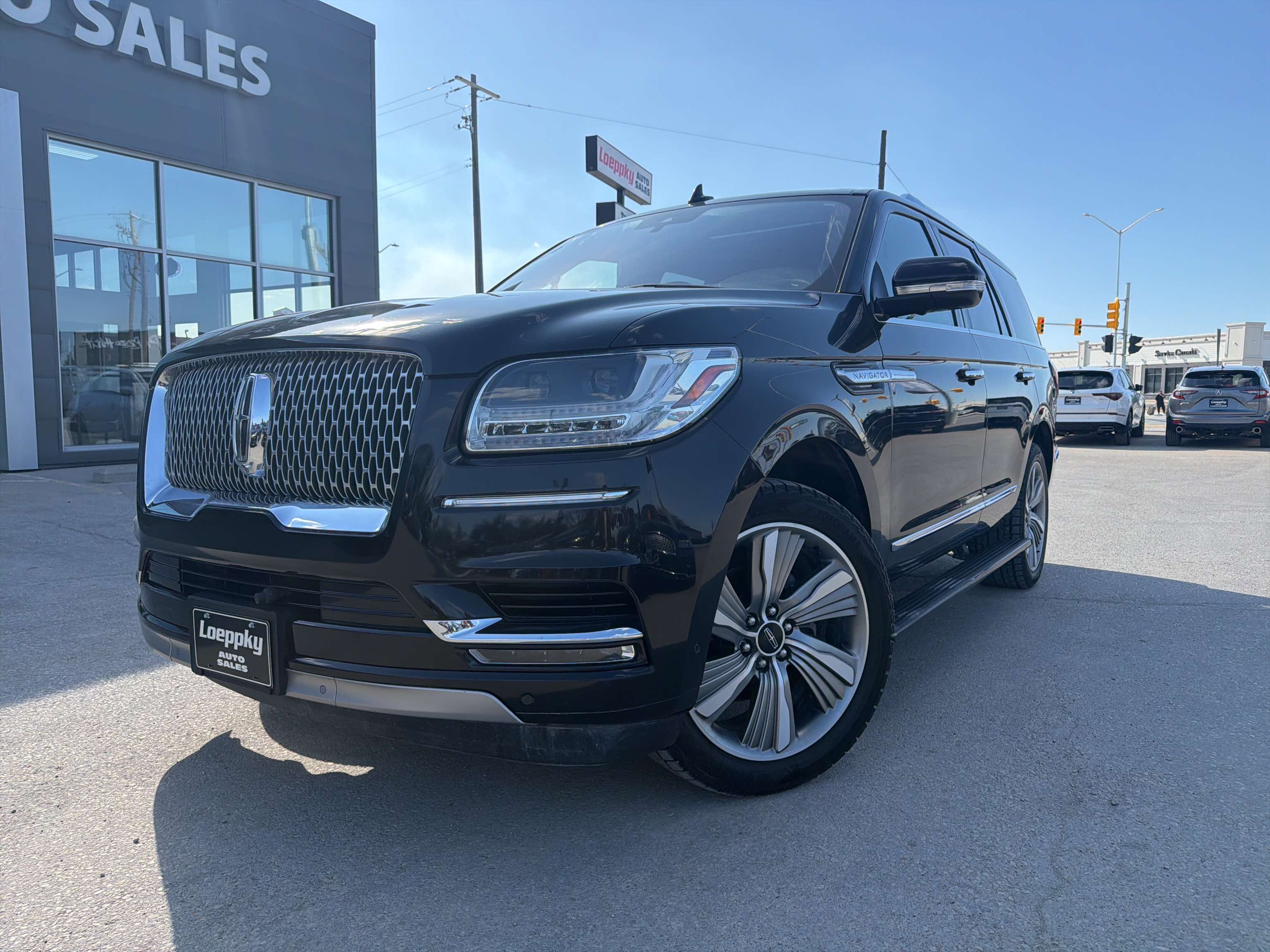 Black 2018 Lincoln Navigator SUV / Crossover Four-Wheel Drive Automatic
