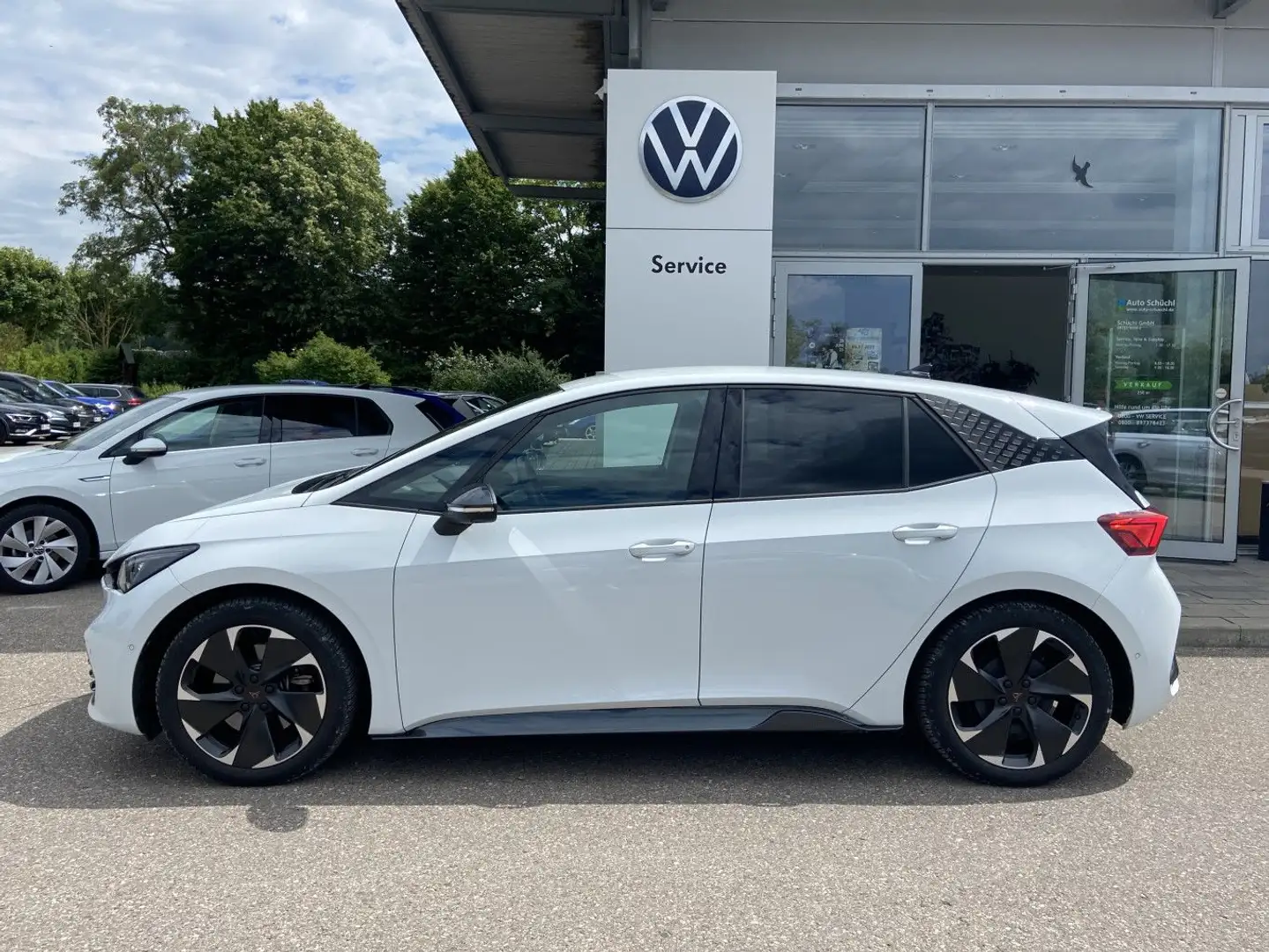 CUPRA Born e-Boost 19"+PILOT-L+AREA+NAVI+LED+CCS+360-K Weiß - 2