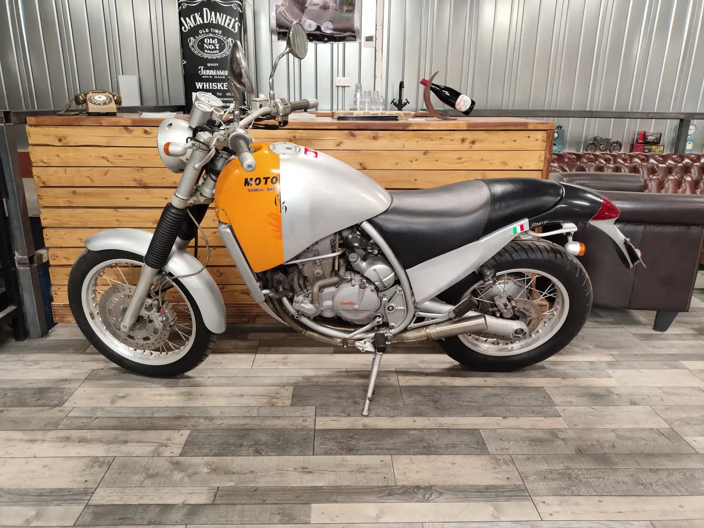 Aprilia Moto 6.5 Grijs - 1