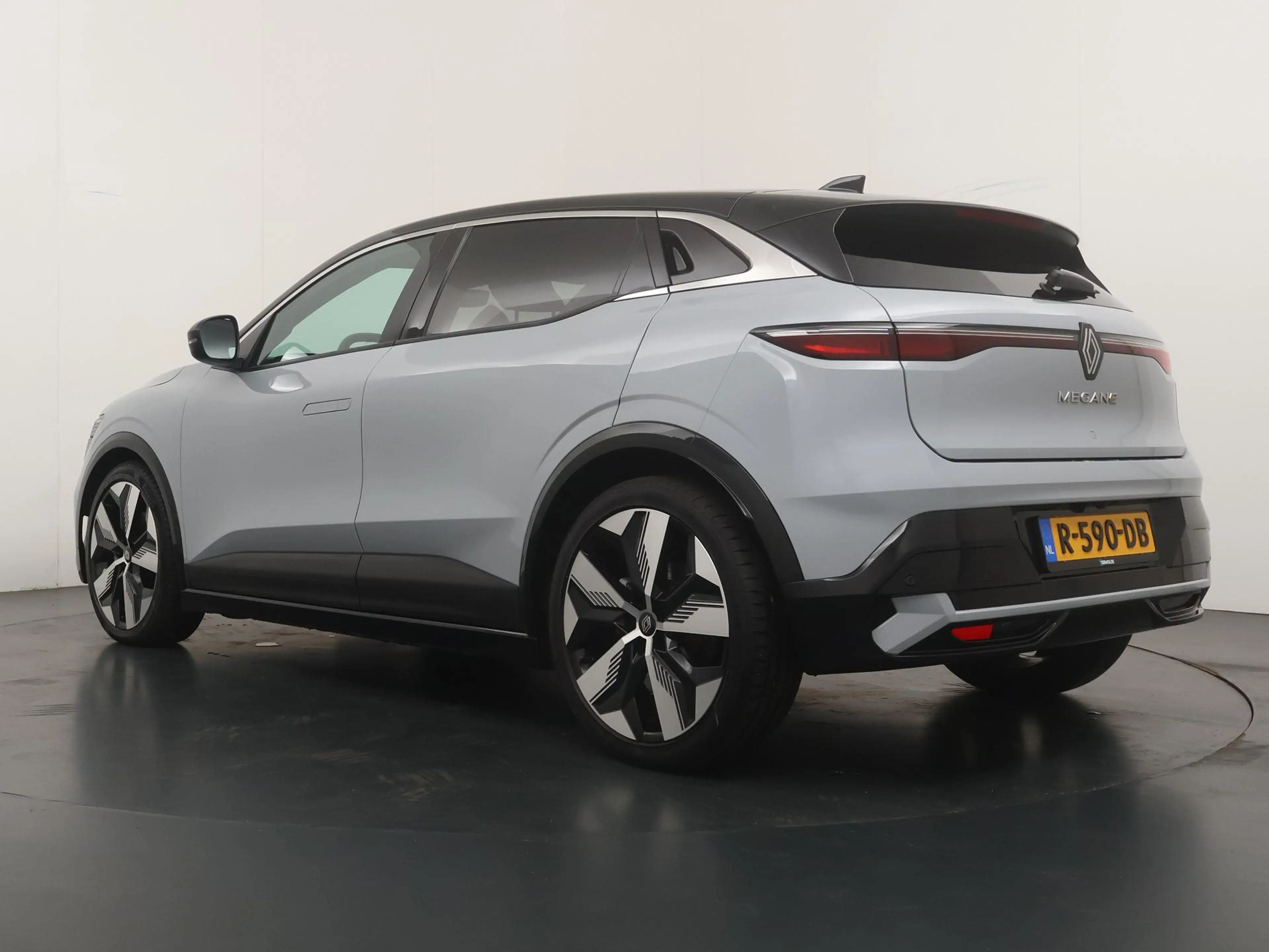 Renault Megane E-Tech techno EV60 220pk optimum charge | Warmtepomp | — photo 3