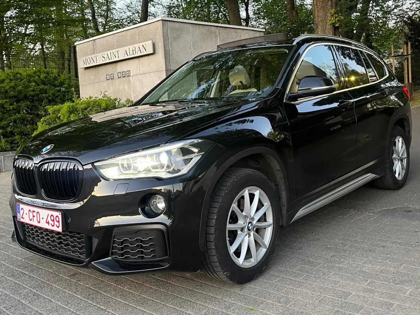 BMW X1 X1 2.0 dA sDrive18 Mpack 1 Propriétaire Noir - 2