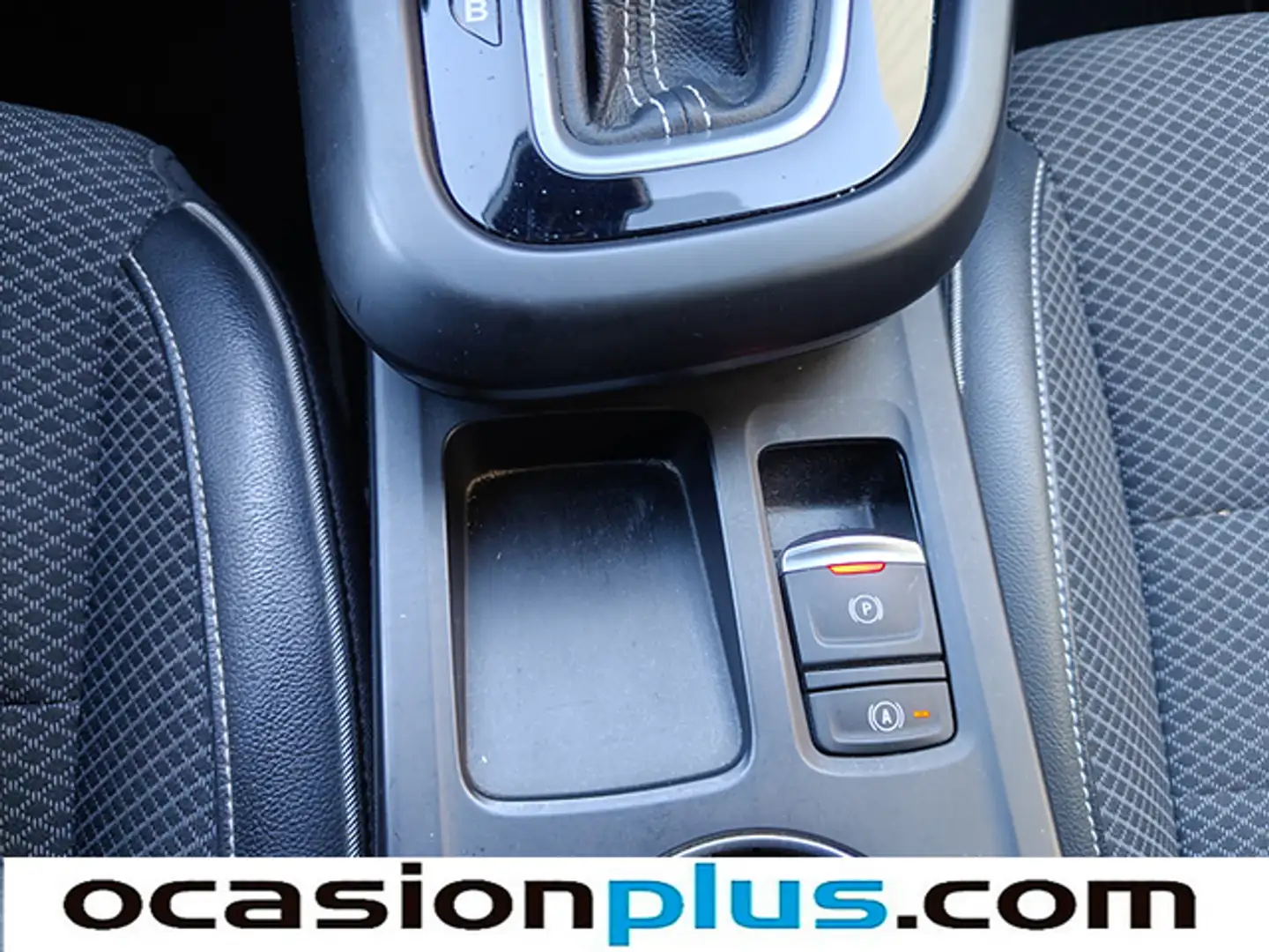 Renault Arkana 1.6 E-Tech Techno 105kW Rood - 2