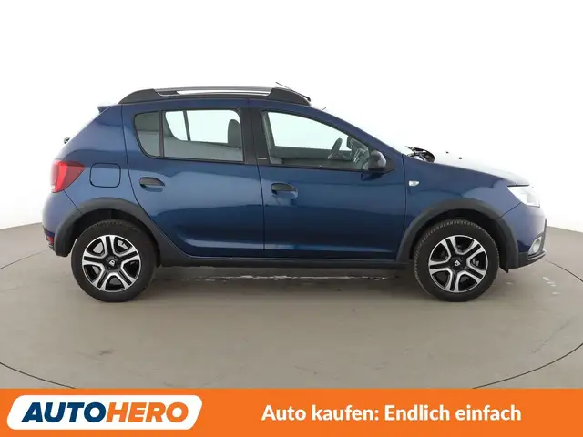 Dacia Sandero view 7