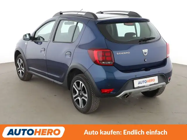 Dacia Sandero view 4