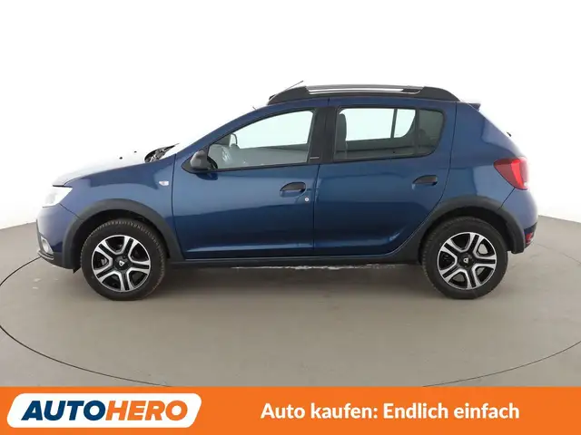Dacia Sandero view 3
