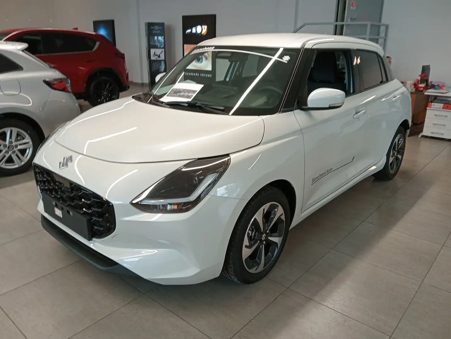 Suzuki Swift 1.2 Hybrid CVT Top - 1