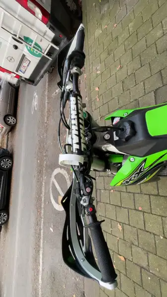 Kawasaki KX 450 - foto 6