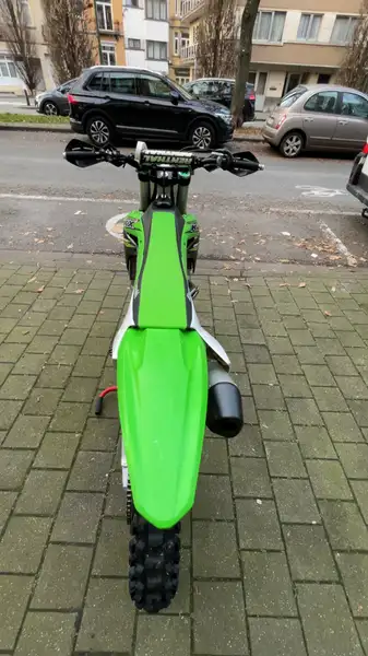 Kawasaki KX 450 - foto 7