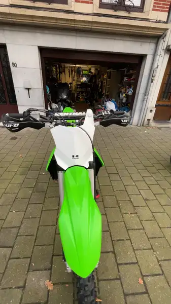 Kawasaki KX 450 - foto 8
