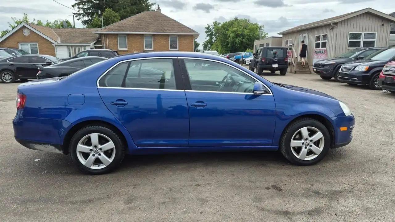 Volkswagen Jetta photo Volkswagen Jetta