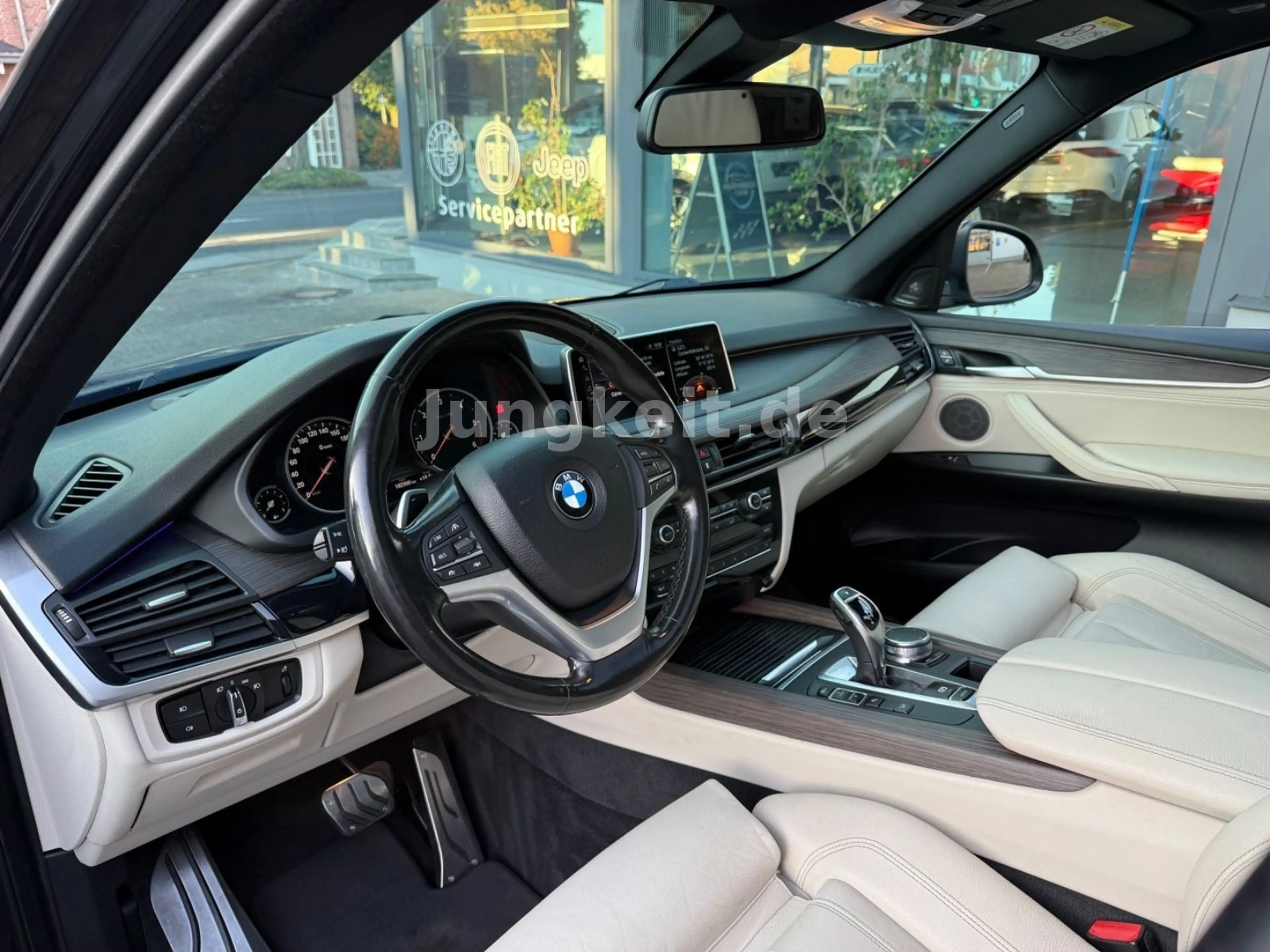BMW X5 xDrive 40 d *Panorama*R-Kamera* — photo 13