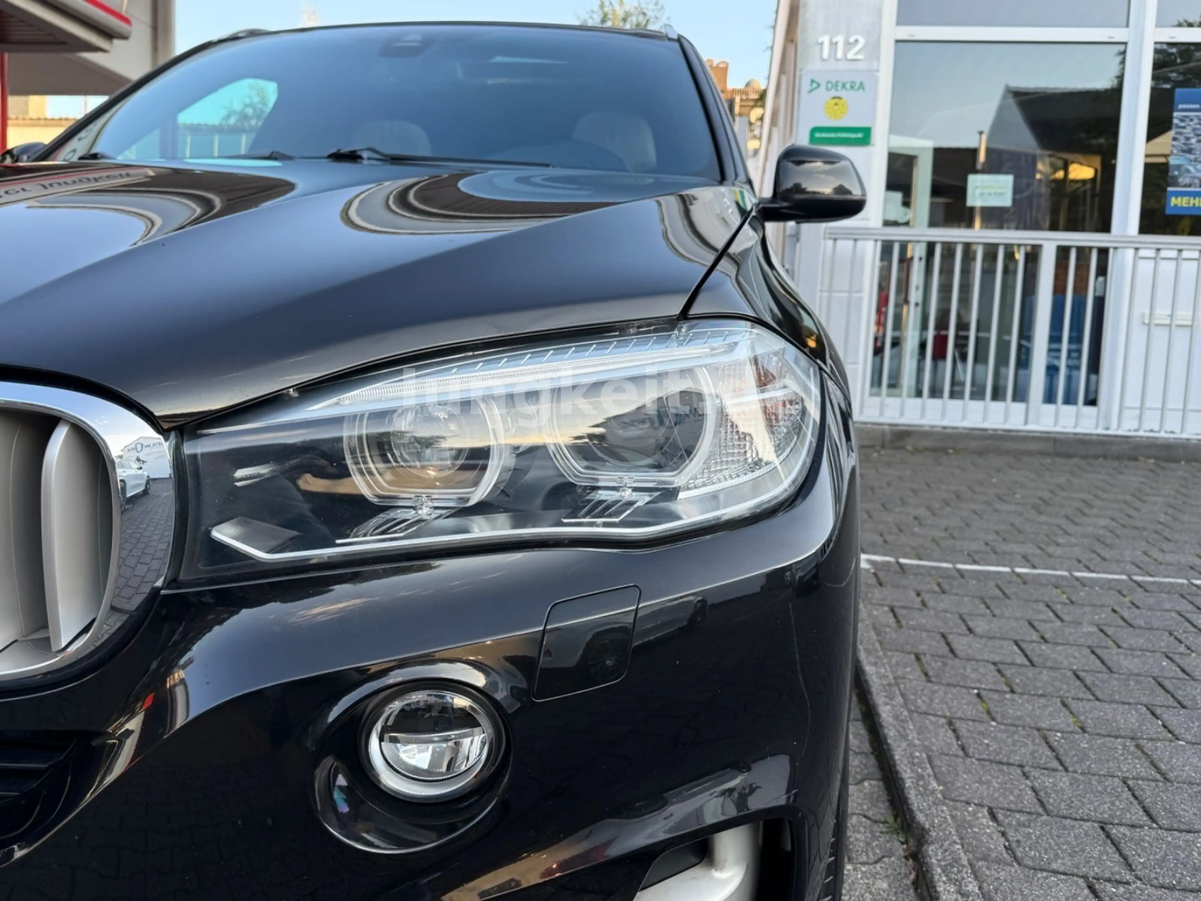 BMW X5 xDrive 40 d *Panorama*R-Kamera* — photo 11
