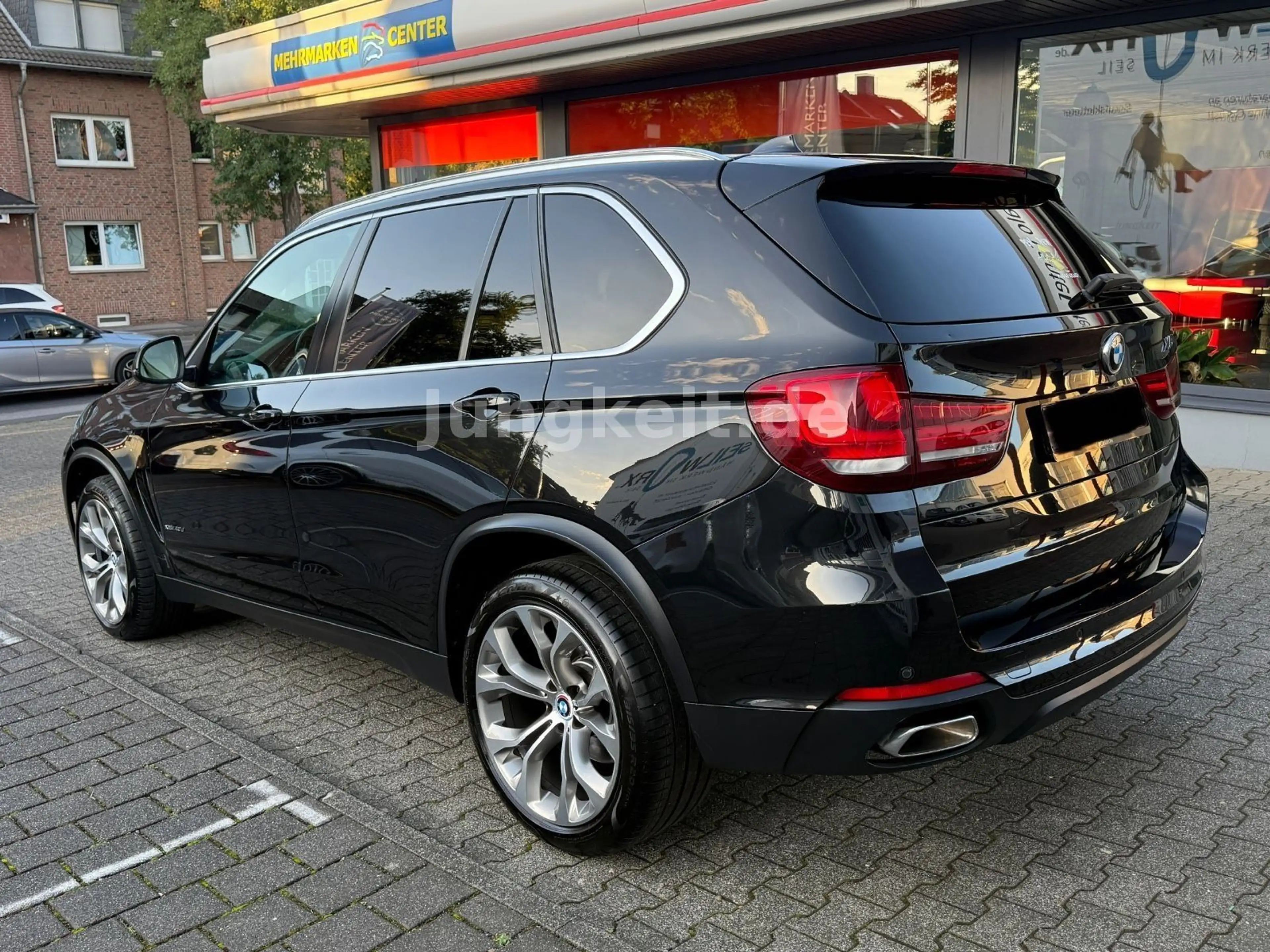 BMW X5 xDrive 40 d *Panorama*R-Kamera* — photo 8
