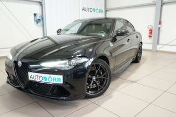 Quadrifoglio Akrapovič+HarmanKardon+ACC