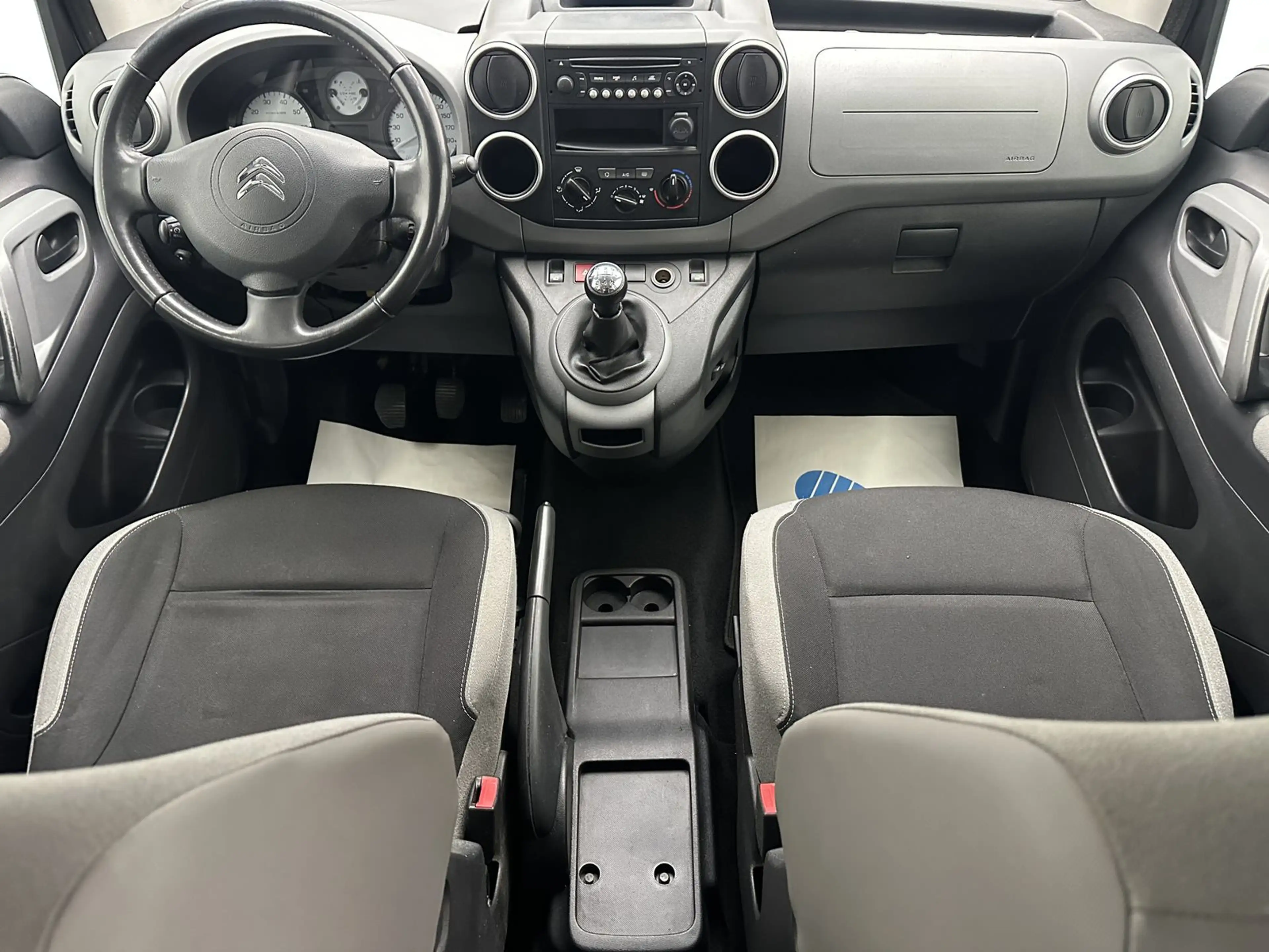 Citroen Berlingo Selection "KLIMA-PDC-TEMPO-4 SEASSON" — photo 12