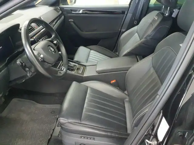 Skoda Superb view 7