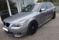 BMW 530 Baureihe 5 Touring 530d xDrive M Paket Grijs - thumbnail 1