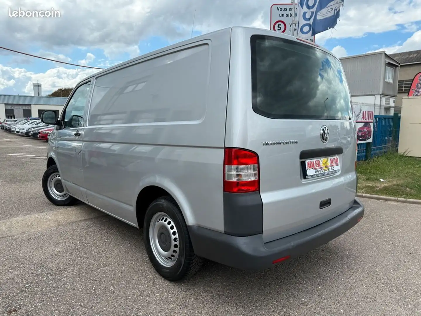 Volkswagen Transporter T5 Phase (2) 2.0 TDI 102 Pack Confort 3 Place Gris - 2