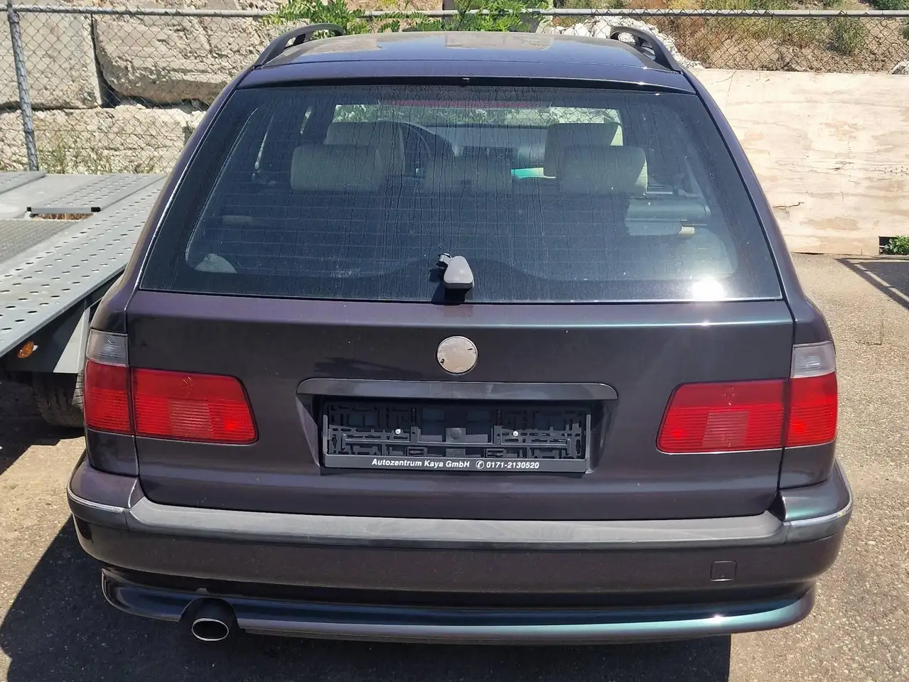BMW 520 Individual Skarabaeusgrün, foto 5