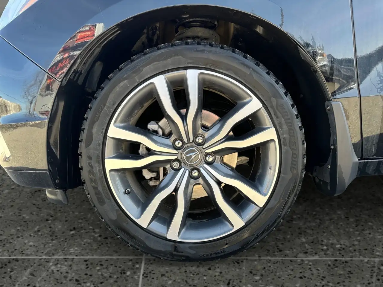 Acura MDX снимка Acura MDX