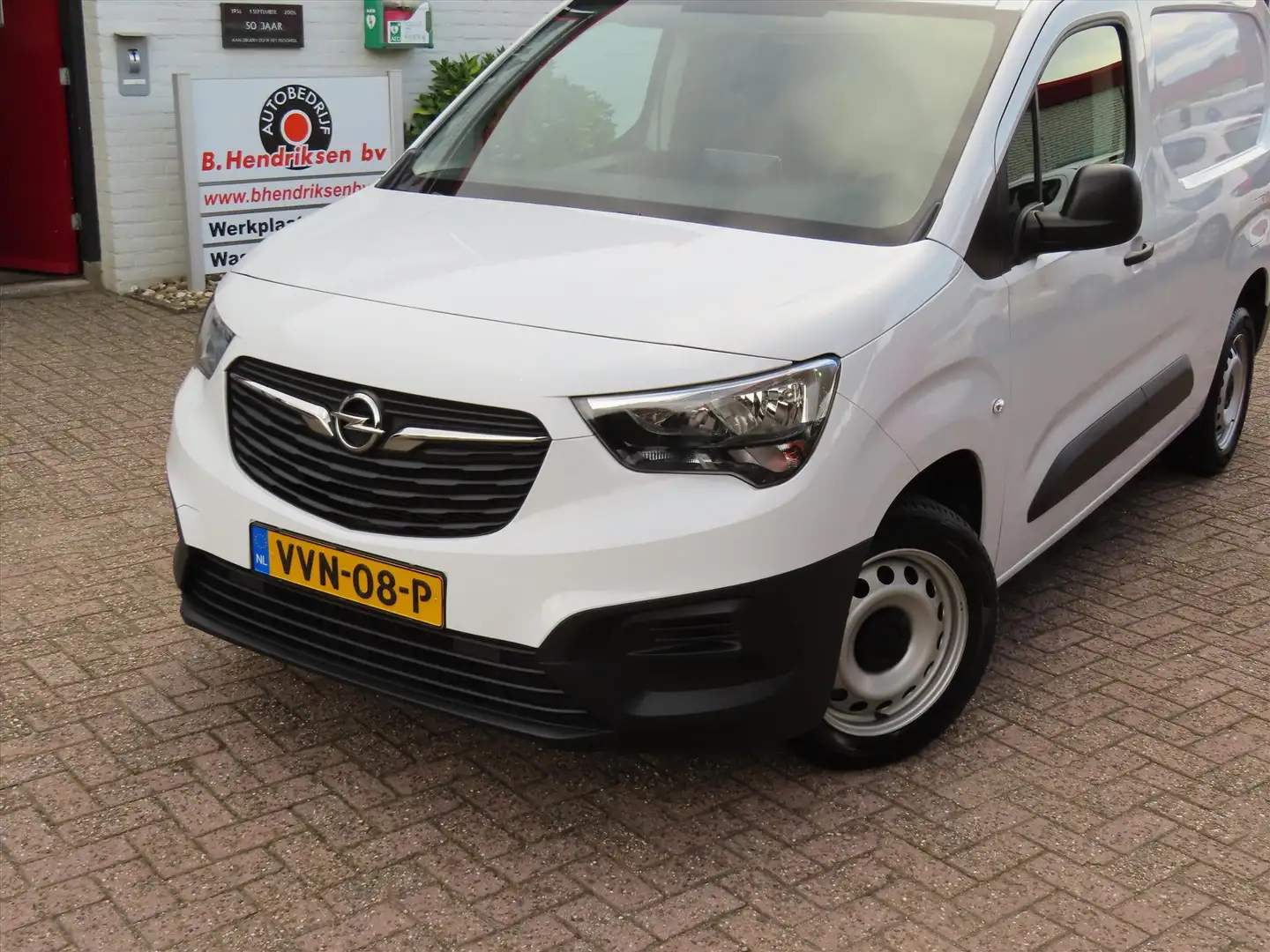 Opel Combo Cargo GB 1.5 Diesel 102pk L2H1/ All season banden/ Blanc - 2