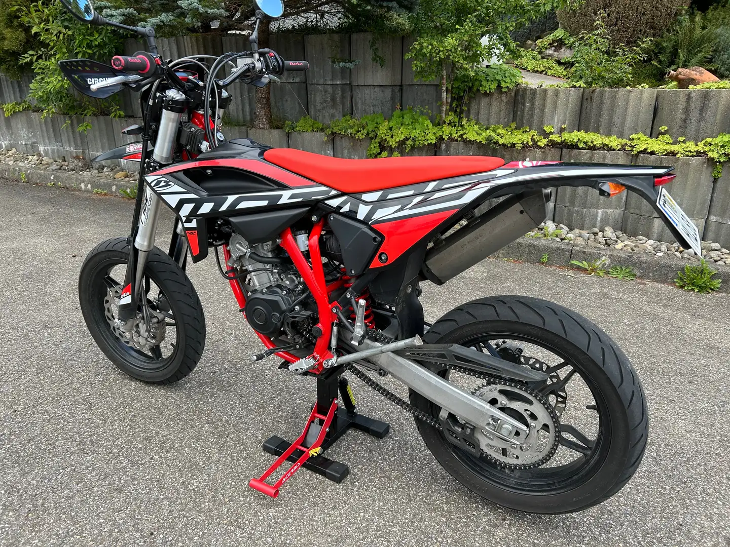 Beta RR 125 Červená - 1