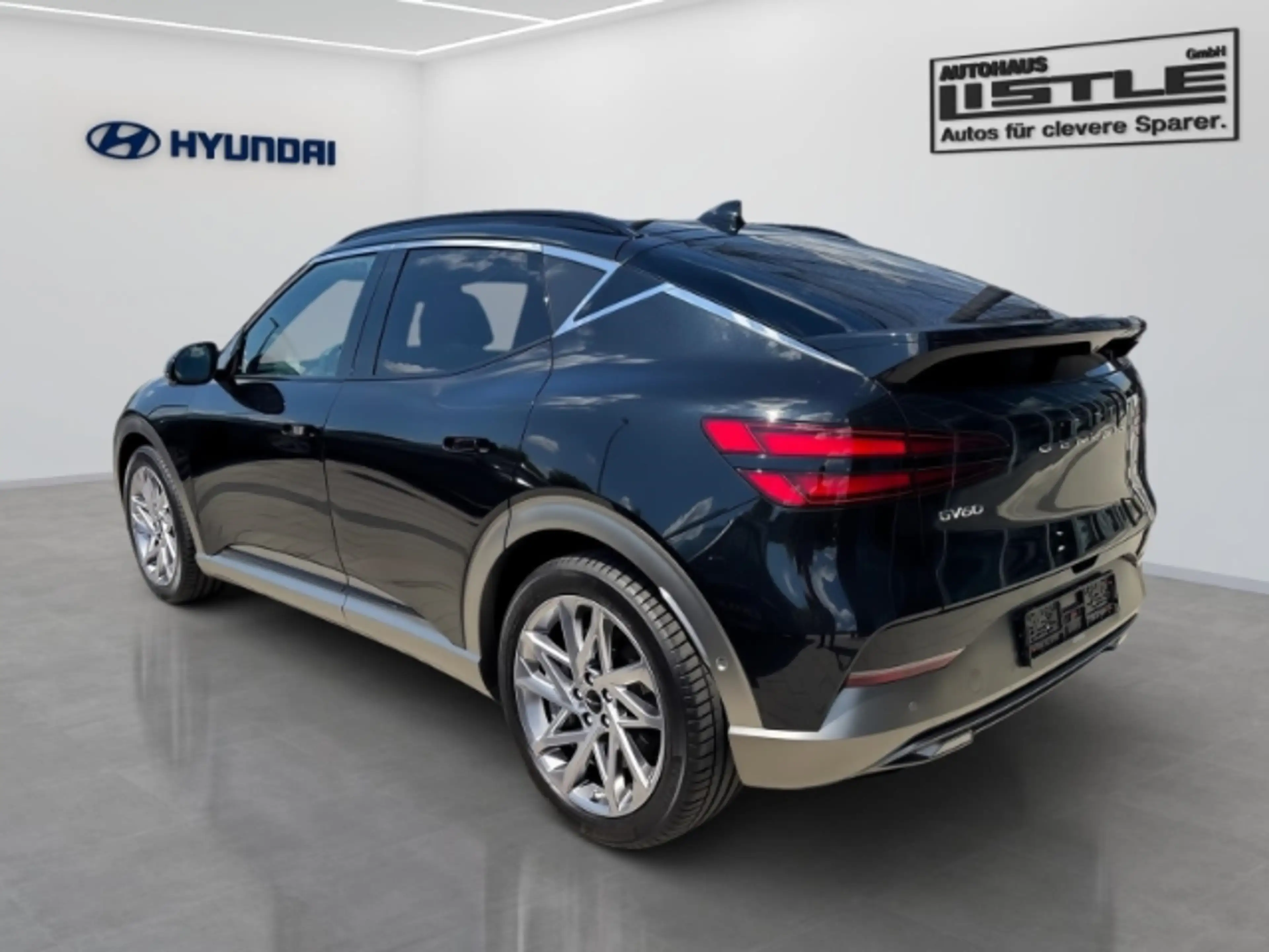 Genesis GV60 Sport Elektro 4WD Sportpaket Panorama Memory Sitze — photo 4