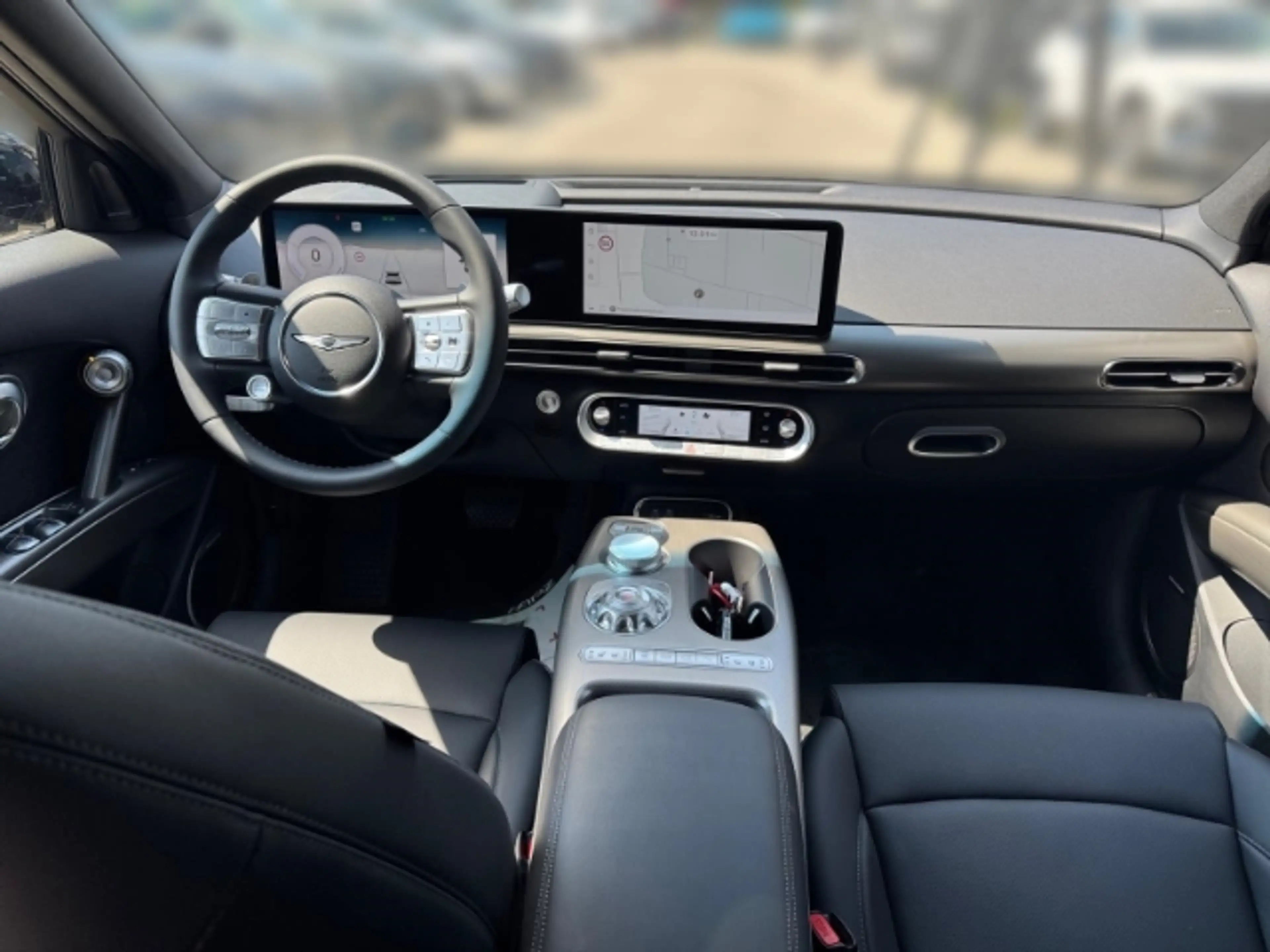 Genesis GV60 Sport Elektro 4WD Sportpaket Panorama Memory Sitze — photo 11