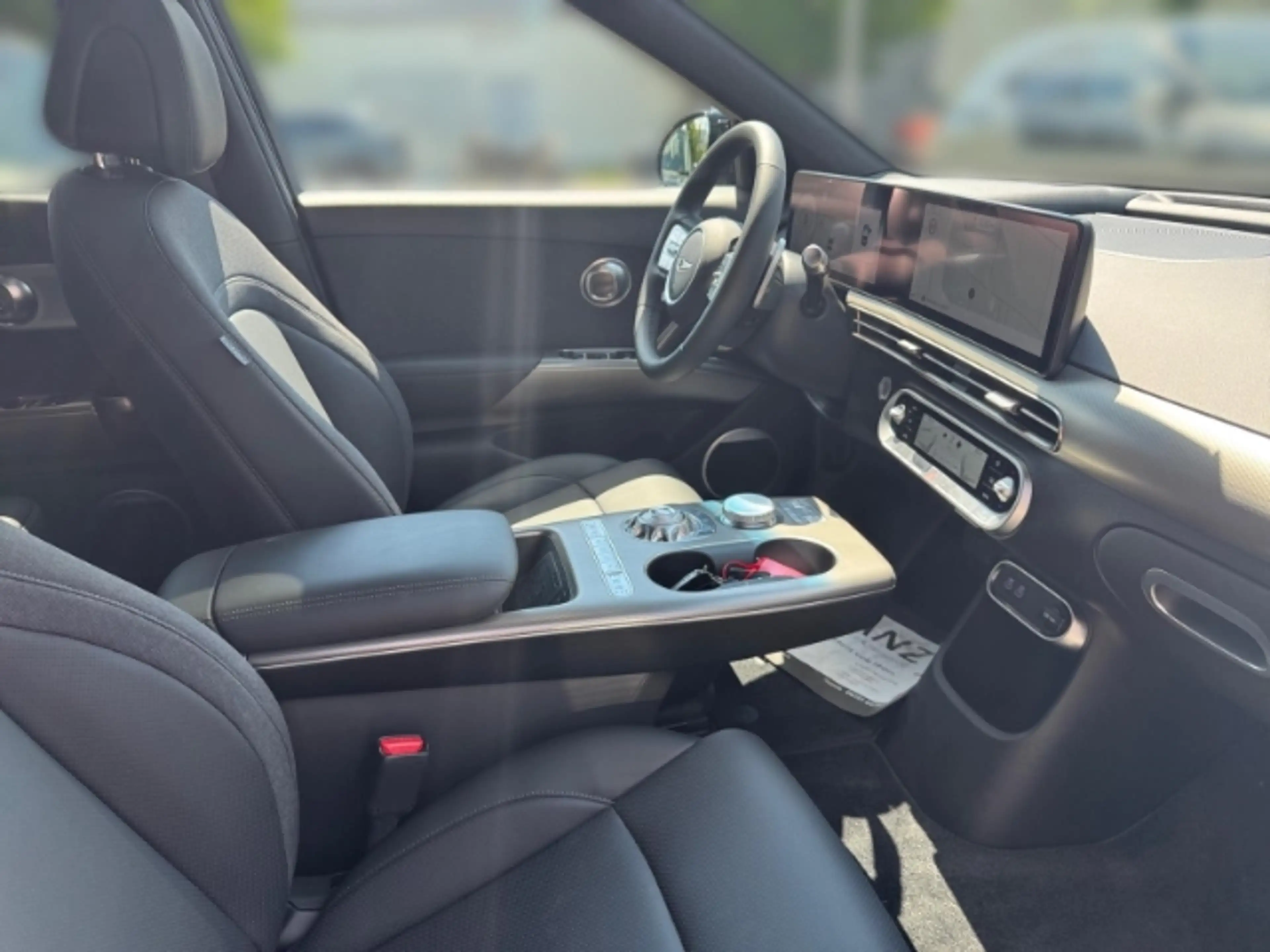 Genesis GV60 Sport Elektro 4WD Sportpaket Panorama Memory Sitze — photo 15