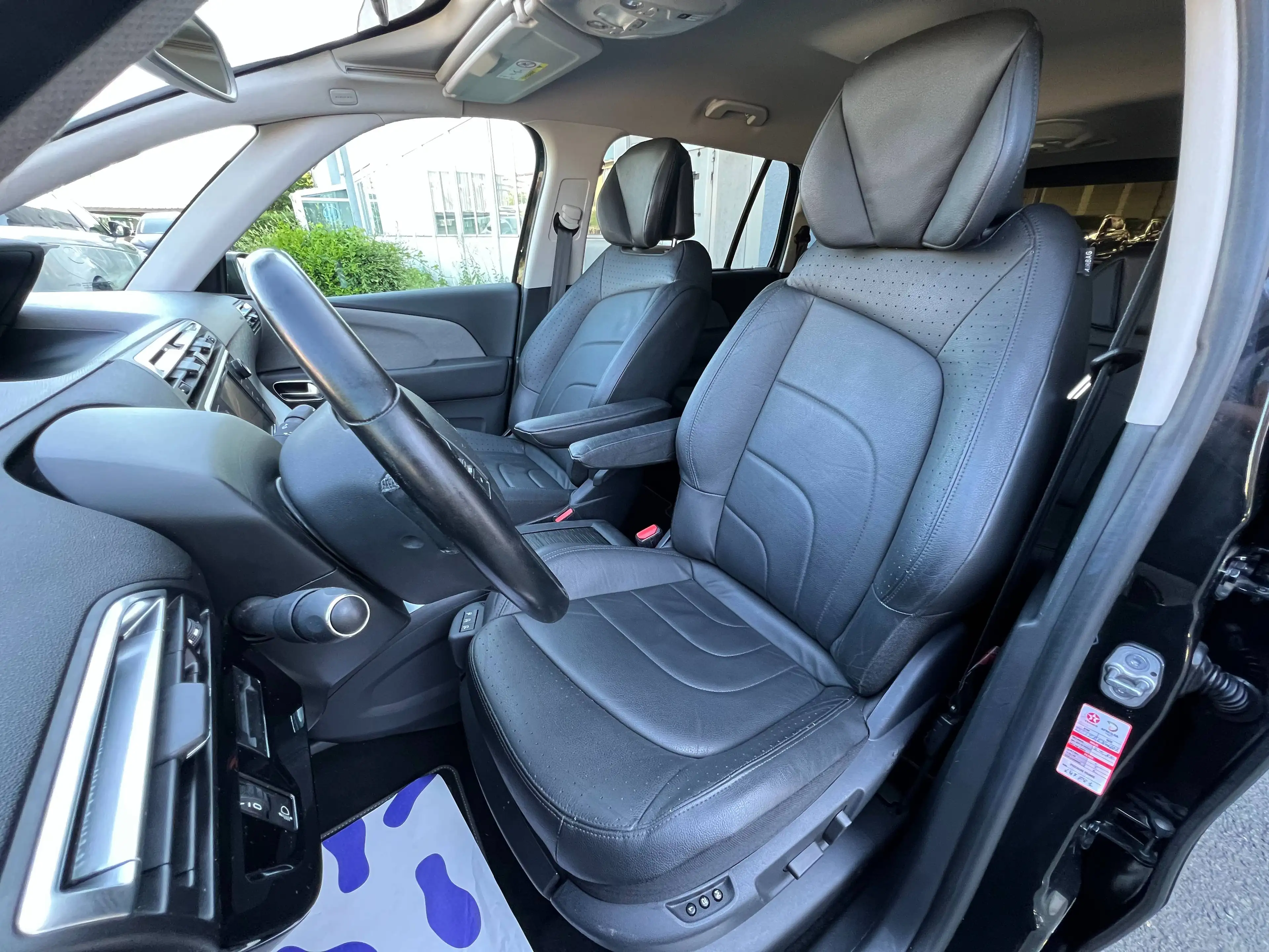 Citroen Grand C4 Picasso 1.6 BlueHDi Shine 7PL+NAVI+CAMERA+CUIR+CARNET+CARPASS — photo 10