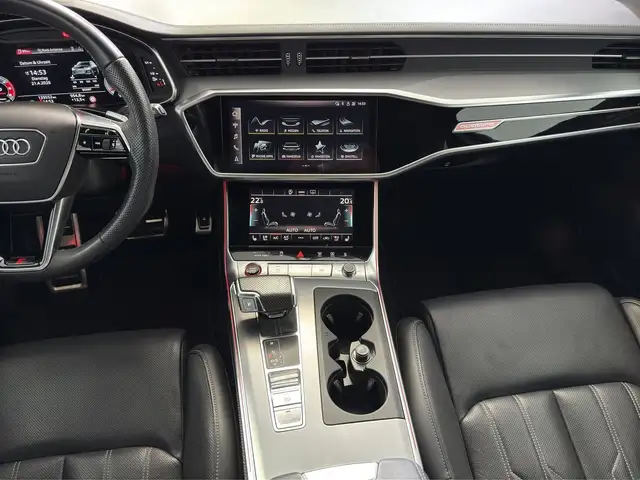 Audi S6 view 10