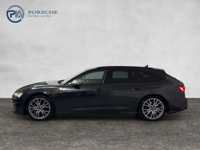 Audi S6 view 3